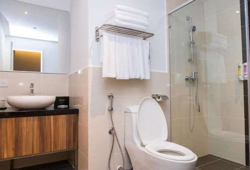 Fotos del hotel Nexus Regency Premier:  5