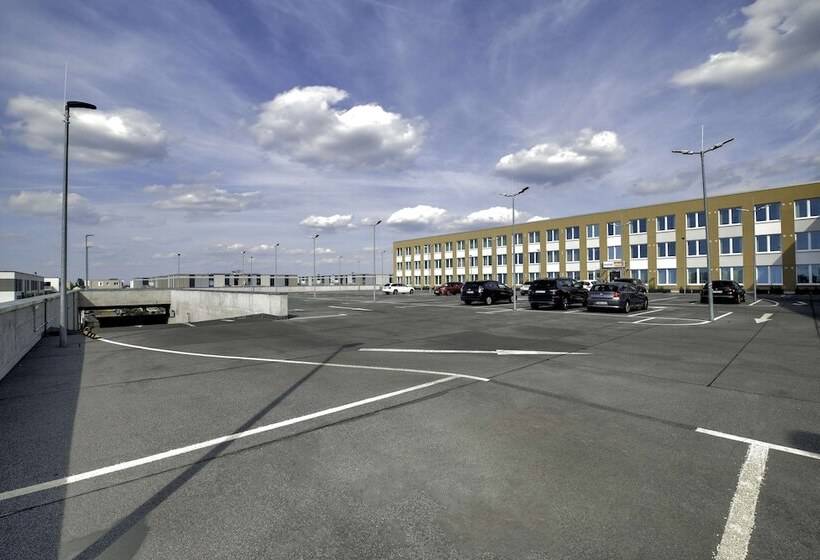 Fotos del hotel Campanile Berlin Brandenburg Airport:  1