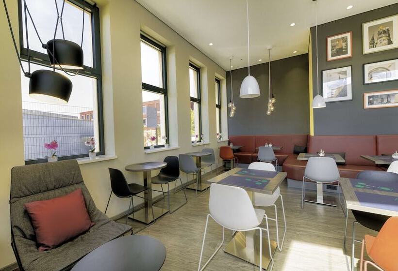 Fotos del hotel Campanile Berlin Brandenburg Airport:  9