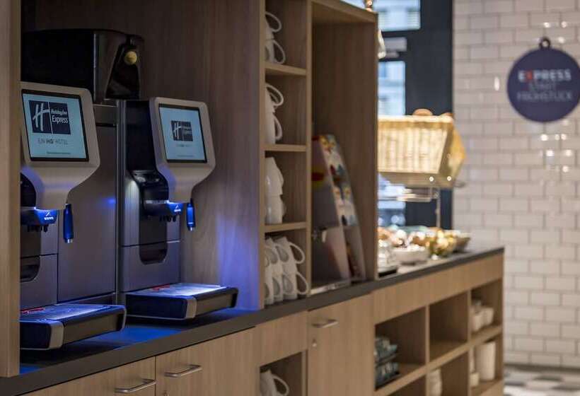 Fotos del hotel Holiday Inn Express Luzern  Kriens:  20