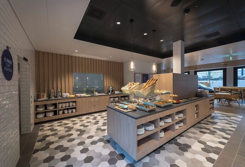 Fotos del hotel Holiday Inn Express Luzern  Kriens:  23