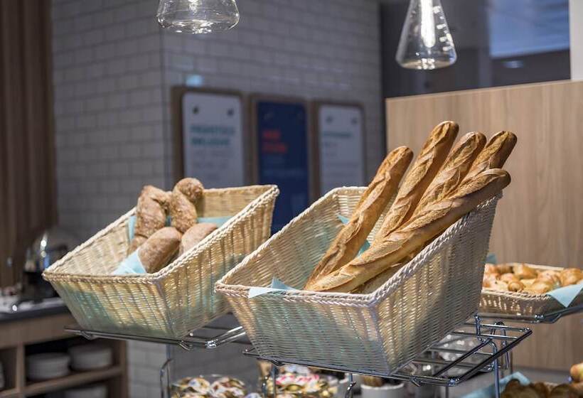 Fotos del hotel Holiday Inn Express Luzern  Kriens:  12