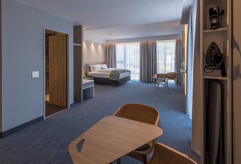 Holiday Inn Express Luzern  Kriens