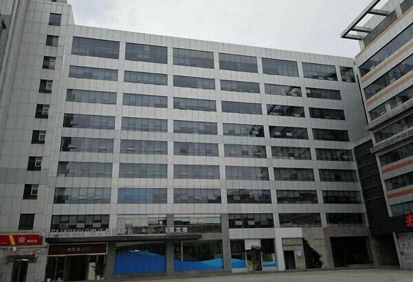 Metropolo Shanghai Hongqiao Airpart Wuzhong Road