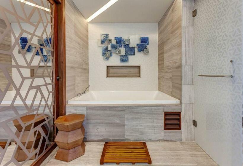 Fotos del hotel Royalton Chic Suites Cancun Resort & Spa Adults Only  All Inclusive:  18