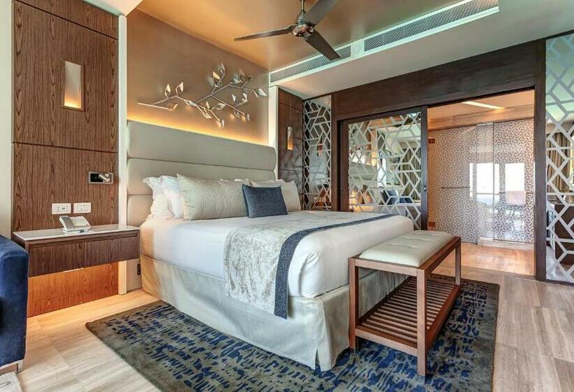 Fotos del hotel Royalton Chic Suites Cancun Resort & Spa Adults Only  All Inclusive:  3