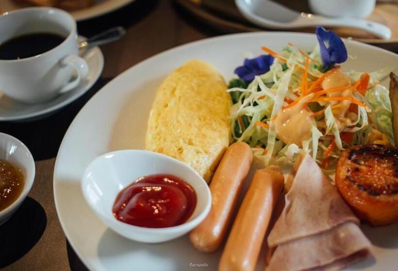 The Iconic Suvarnbhumi  By Andacura