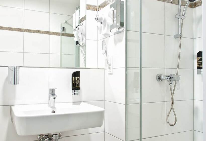 Fotos del hotel Arena An Der Friedberger Warte:  3