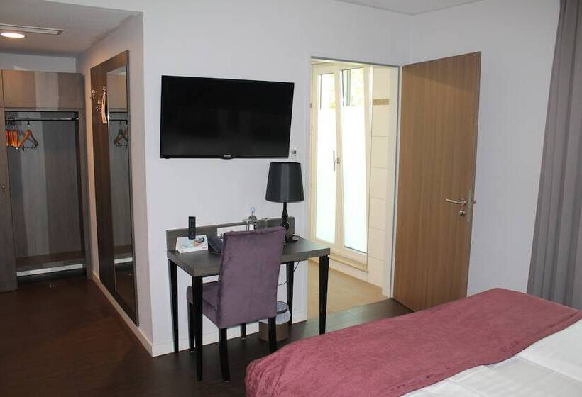 Fotos del hotel Arena An Der Friedberger Warte:  10