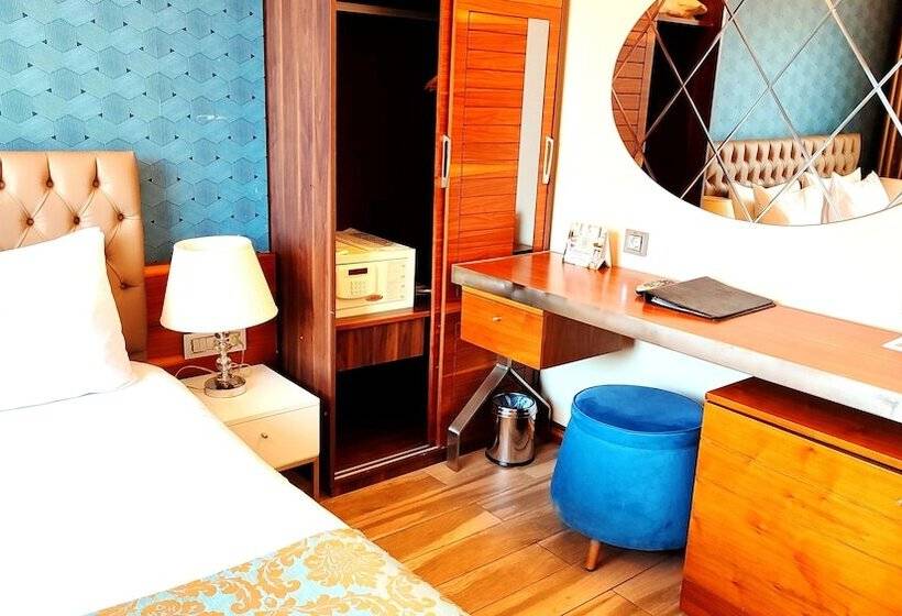 Fotos del hotel Old Port:  21