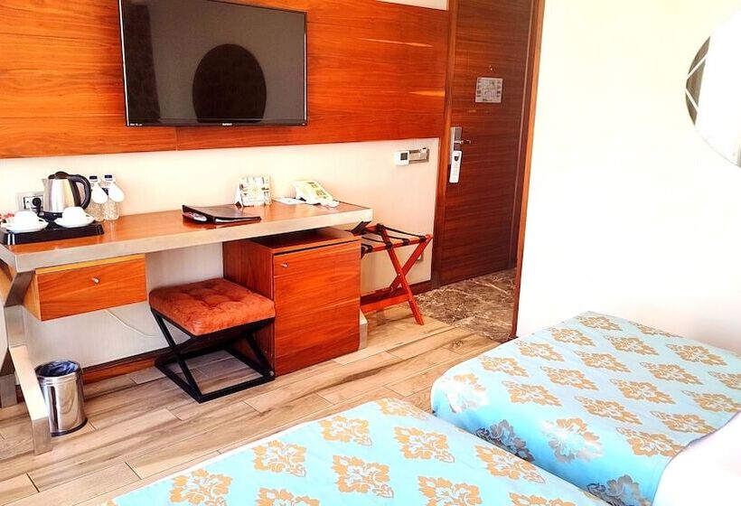 Fotos del hotel Old Port:  14