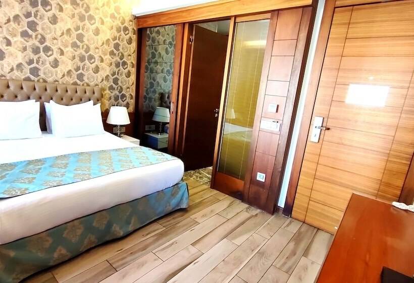 Fotos del hotel Old Port:  6