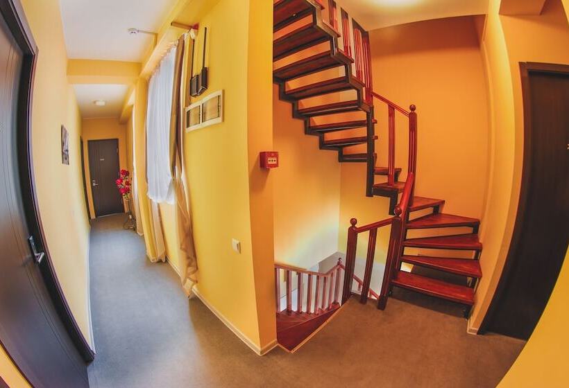 Fotos del hotel Rogas Home:  17