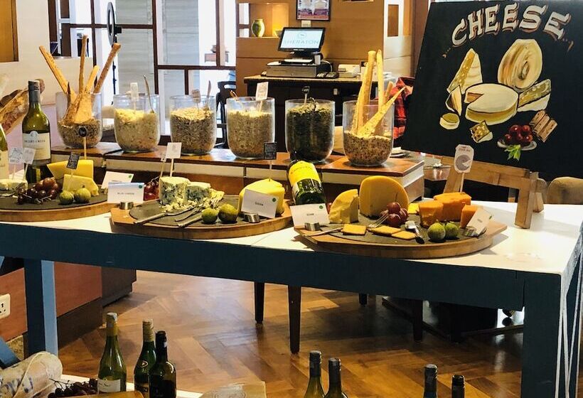 Fotos del hotel Sheraton Grand Bengaluru Whitefield Hotel & Convention Center:  3