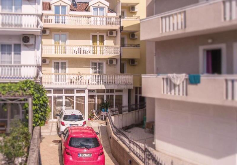 Fotos del hotel Venera Apartments:  14