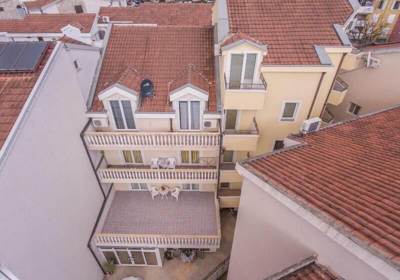 Fotos del hotel Venera Apartments:  20