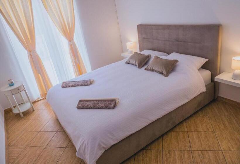 Fotos del hotel Venera Apartments:  5