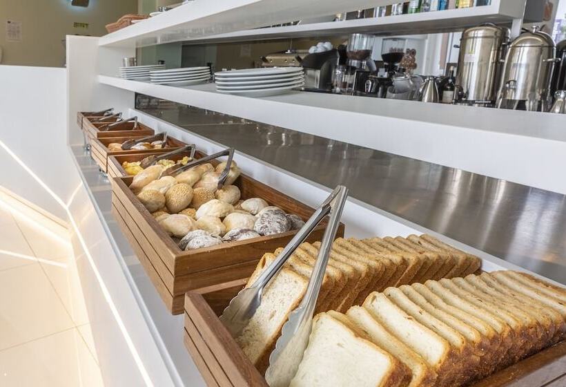 Fotos del hotel Meliá Maputo Sky:  17