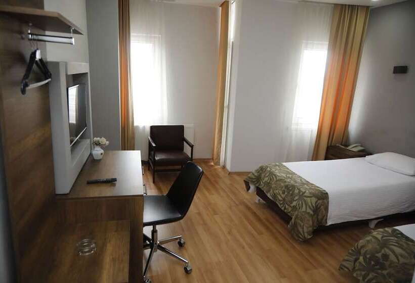 Fotos del hotel Yeni:  10