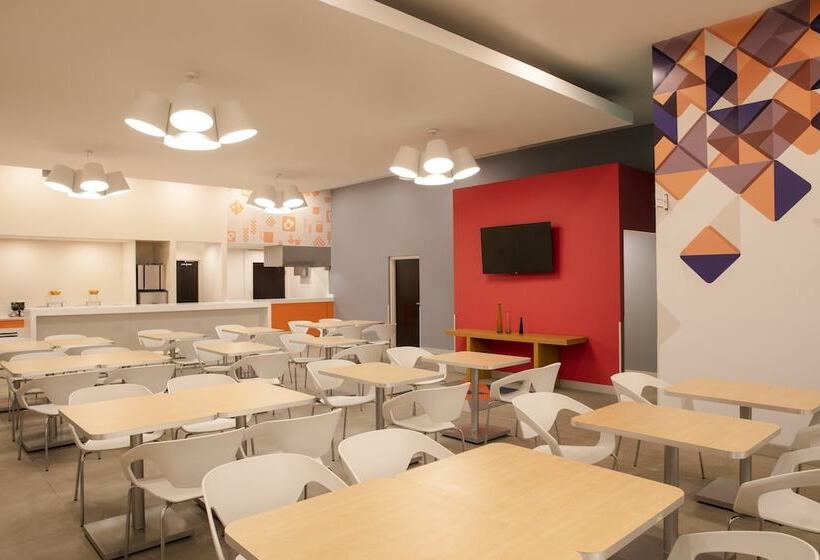 Fotos del hotel Fiesta Inn Express Monterrey Centro:  14