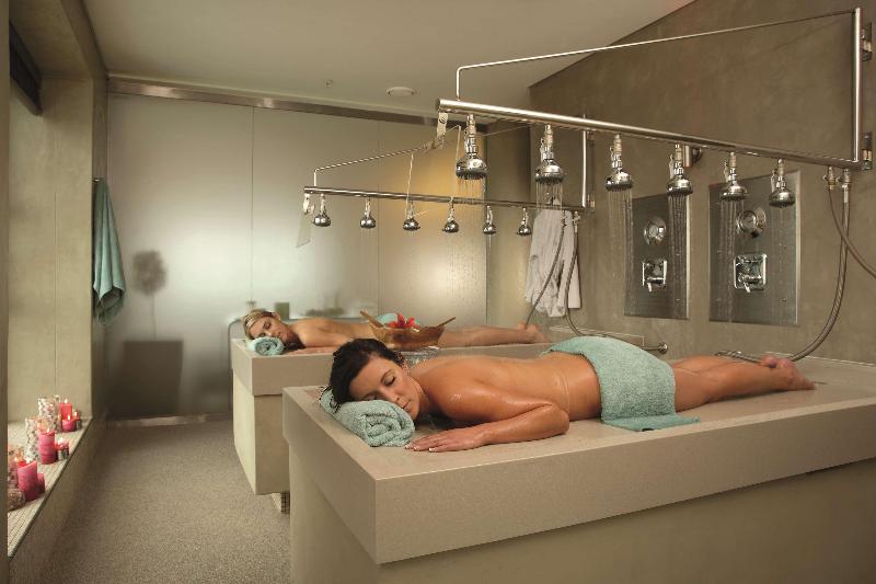 Radisson Blu Hotel Sandton, Johannesburg