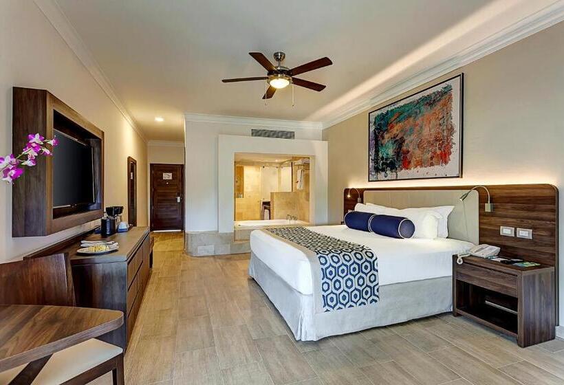 Fotos del hotel Royalton Splash Punta Cana Resort &amp; Spa  All Inclusive:  9