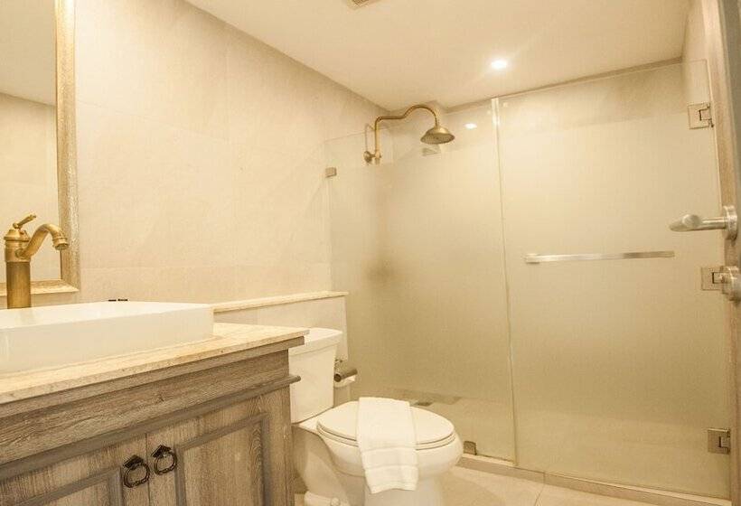 Fotos del hotel Riverside Floral Inn:  21