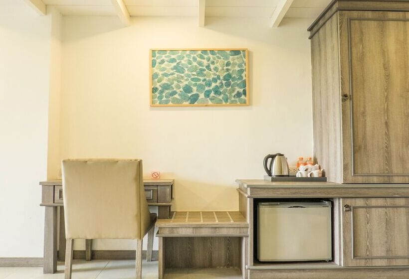 Fotos del hotel Riverside Floral Inn:  8