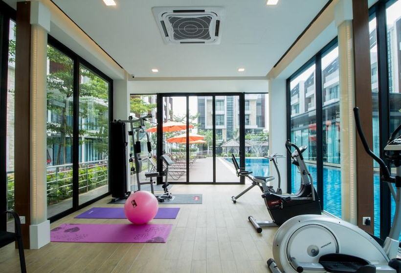 Fotos del hotel Tropical Villa Service Suite:  2