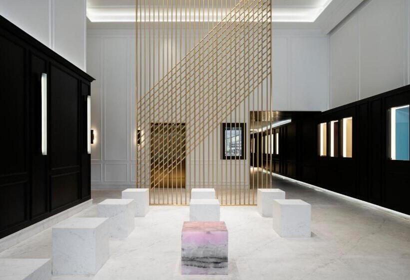 Four Seasons  Montreal