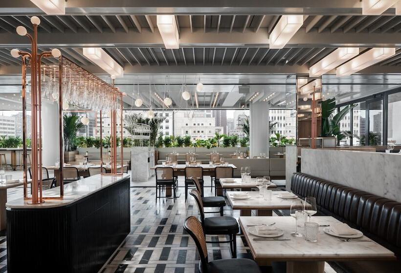 Fotos del hotel Four Seasons  Montreal:  14