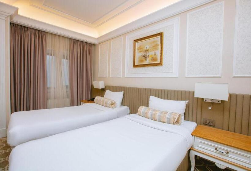 Fotos del hotel Theatrum  Baku:  8