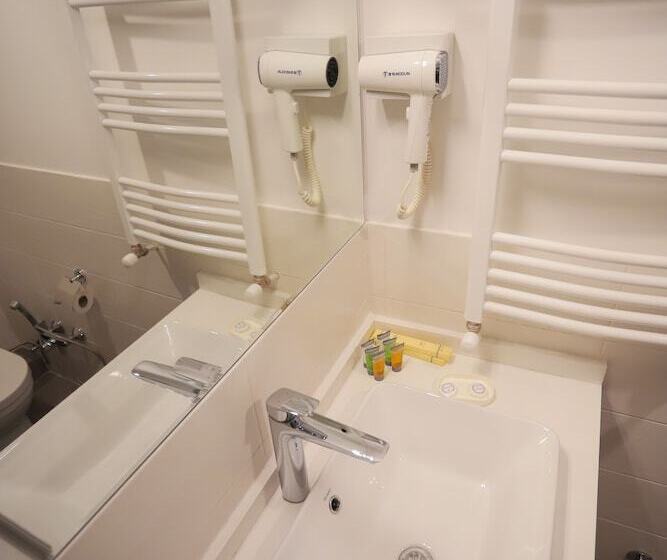 Fotos del hotel Sabu:  19