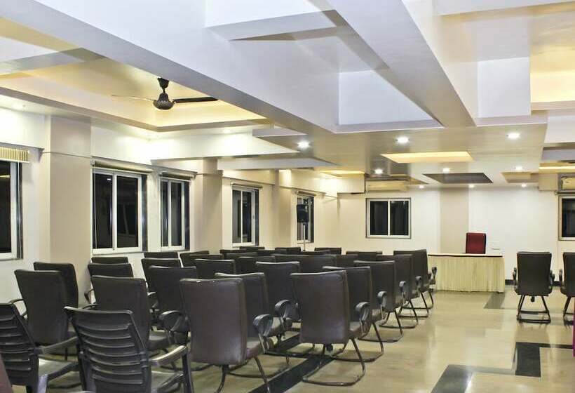 Fotos del hotel Oyo 22792 Hotel Jayratna:  4