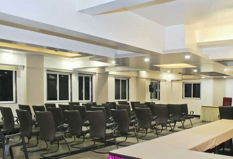 Fotos del hotel Oyo 22792 Hotel Jayratna:  3