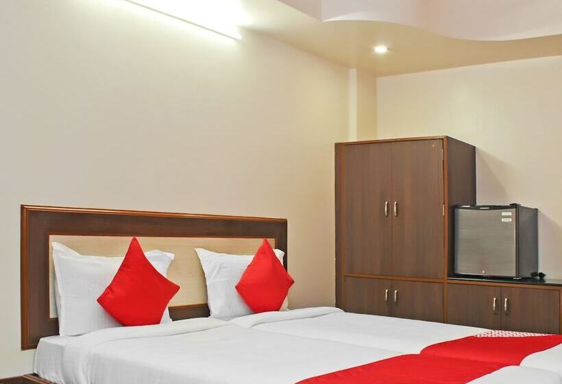 Fotos del hotel Oyo 22792 Hotel Jayratna:  18