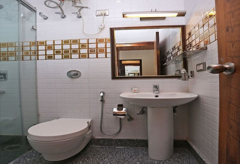 Fotos del hotel Oyo 18999 Flagship Prakash Continental:  16