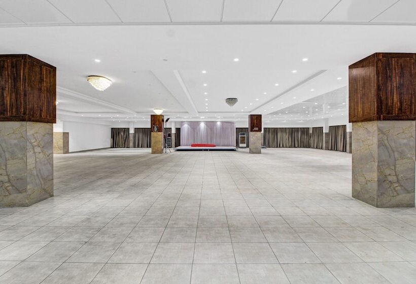 Fotos del hotel Oyo Townhouse 063 M G Road:  21