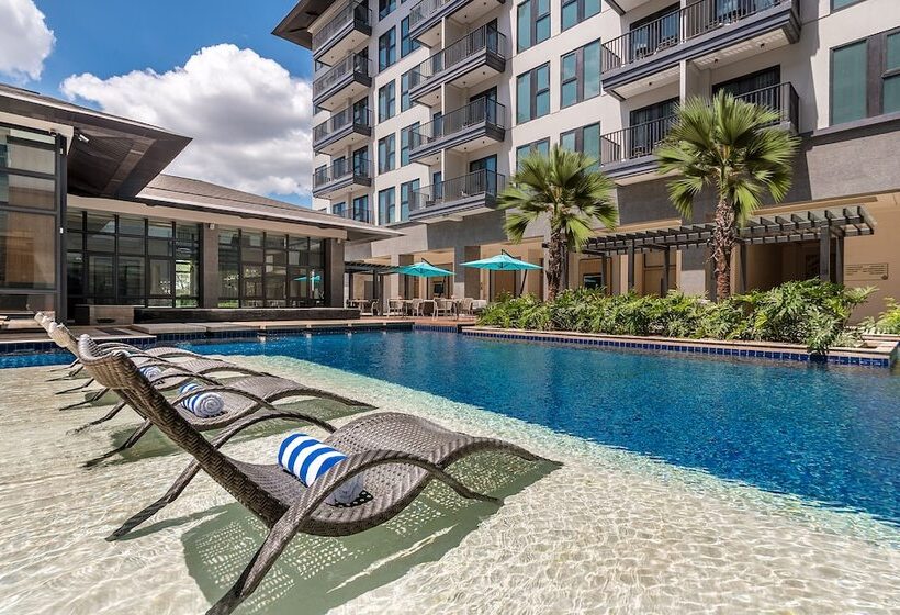 Fotos del hotel Dusitd2 Davao:  1