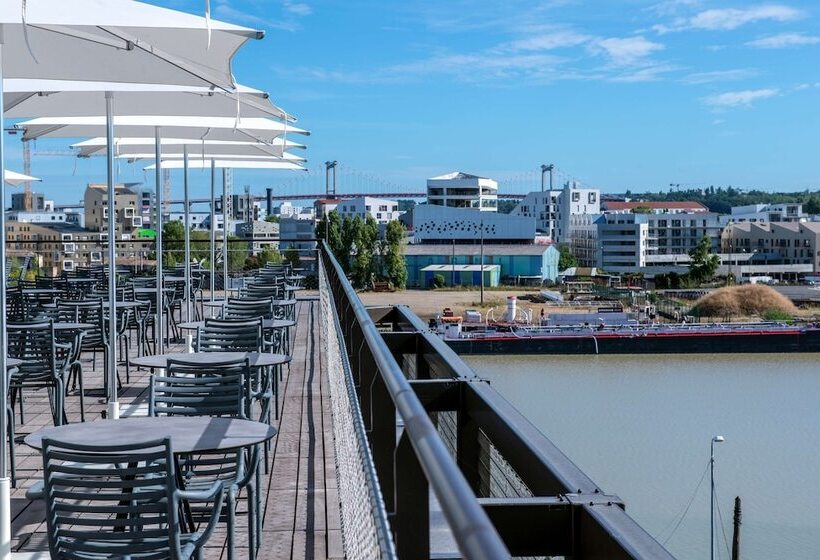 Fotos del hotel Radisson Blu Hotel Bordeaux:  1