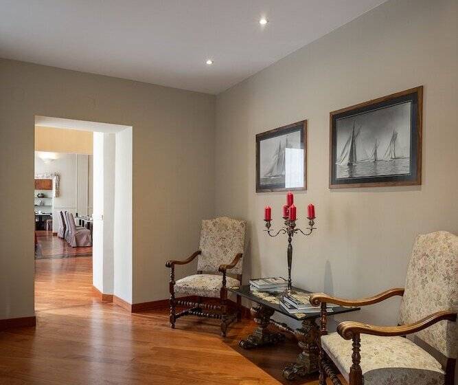 Fotos del hotel Hnn Luxury Suites:  16