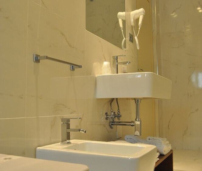 Fotos del hotel Hnn Luxury Suites:  17