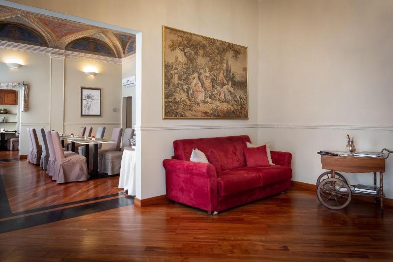 Fotos del hotel Hnn Luxury Suites:  8