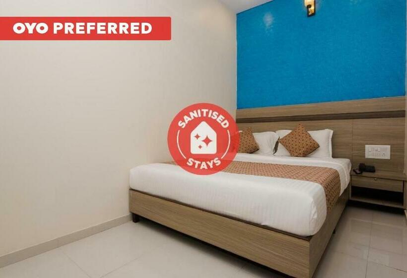 Fotos del hotel Oyo 14056 Golden Arch:  1