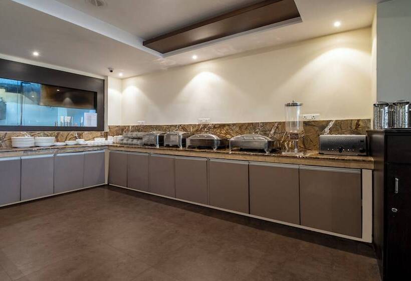 Fotos del hotel Treebo Trend Pl Grand Vishakapatnam:  14