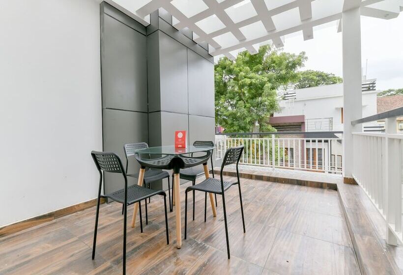 Fotos del hotel Oyo 15973 F Square:  2