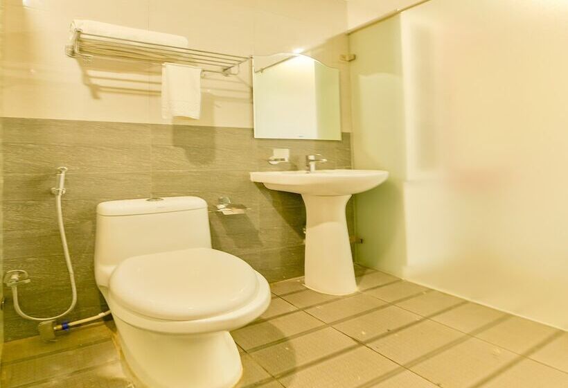 Fotos del hotel Oyo 15973 F Square:  9