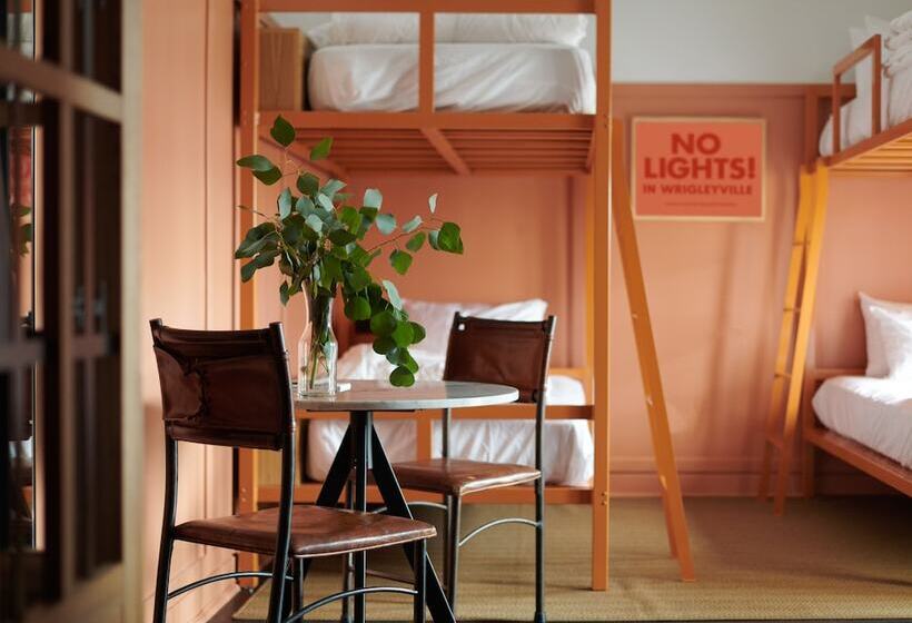 Fotos del hotel The Chicago Hotel Collection Wrigleyville:  8