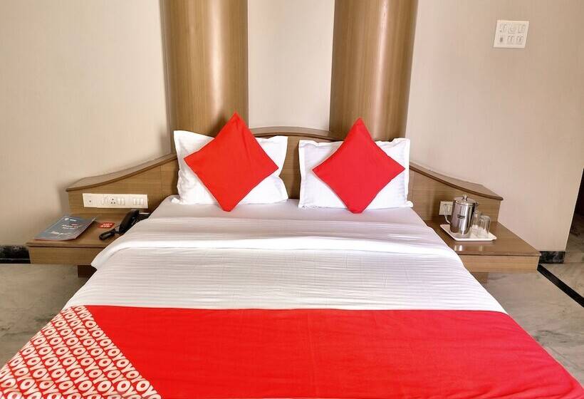 Fotos del hotel Oyo 12020 Hotel Ratna Regency:  12