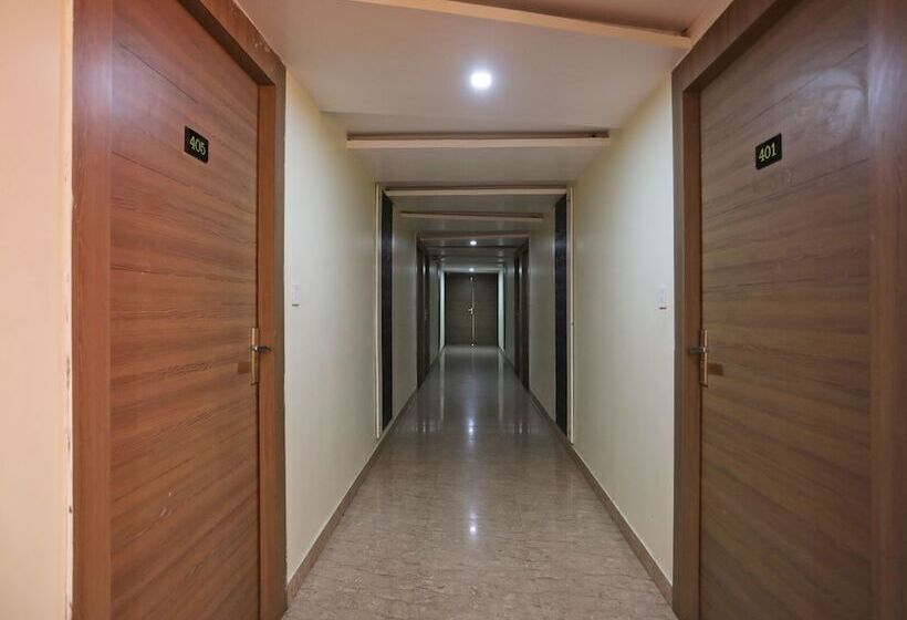 Fotos del hotel Oyo 11973 Badri Palace:  6